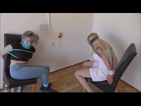 ❤️ Tîrêj / girêdaye û devgirtî / keçika di tengahiyê de ❌ Vîdyoyê qijk  li porno ku.porno24-7.ru