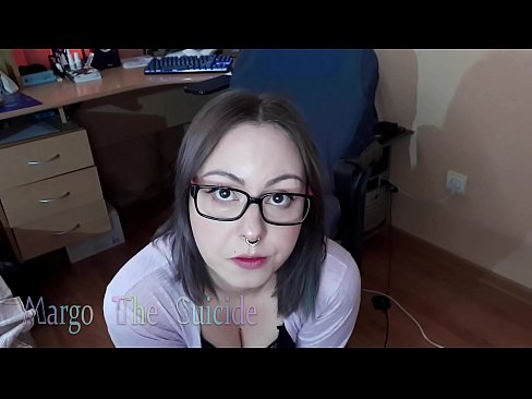 ❤️ Keçika seksî ya bi şûşeyan Dildo bi kûrahî li kamerayê dimije ❌ Vîdyoyê qijk  li porno ku.porno24-7.ru